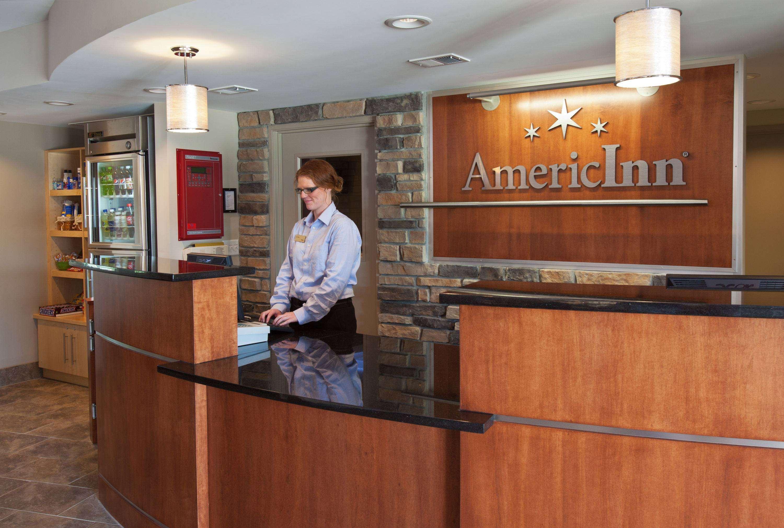 Americinn By Wyndham Fairfield Экстерьер фото