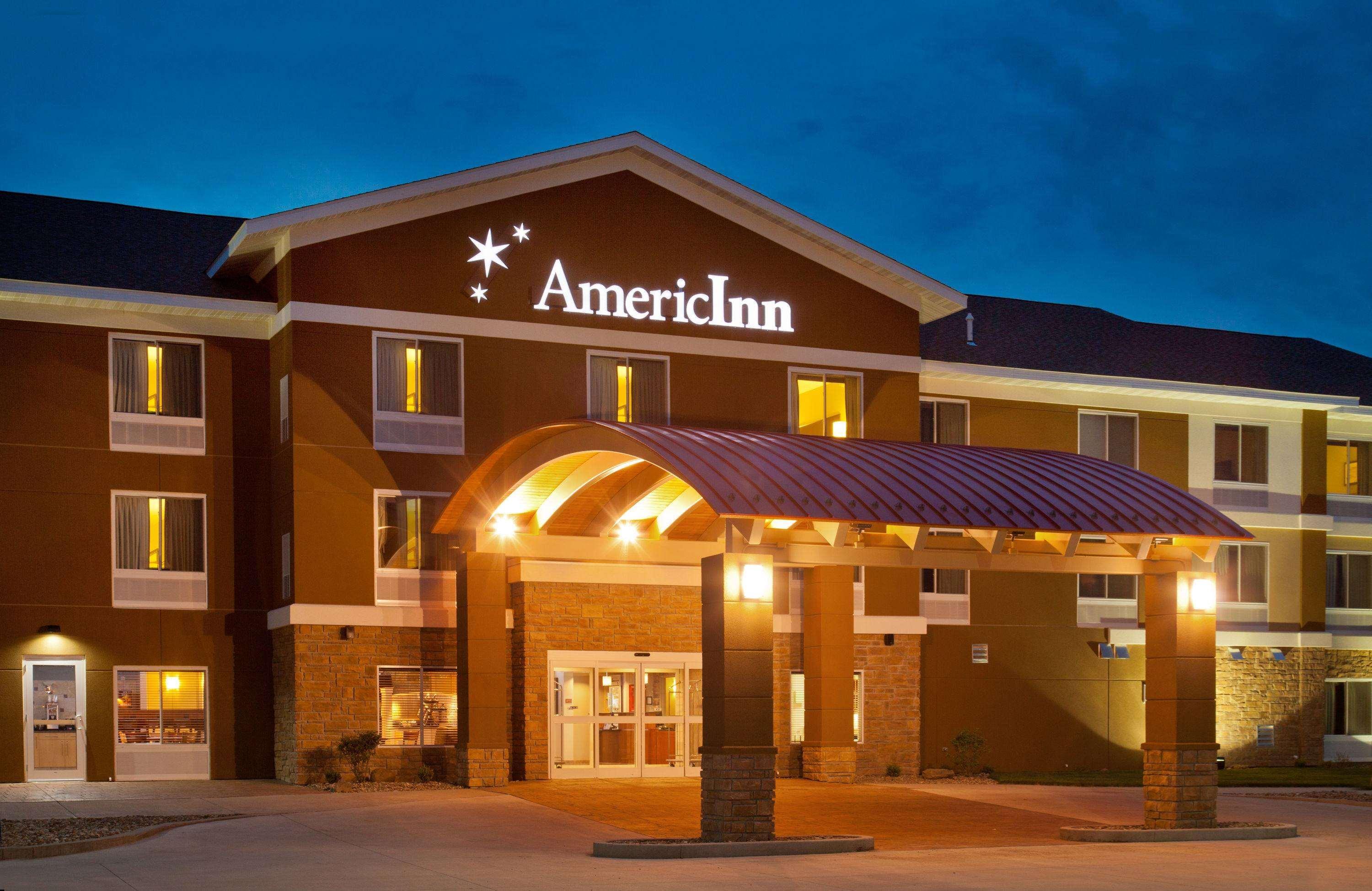 Americinn By Wyndham Fairfield Экстерьер фото