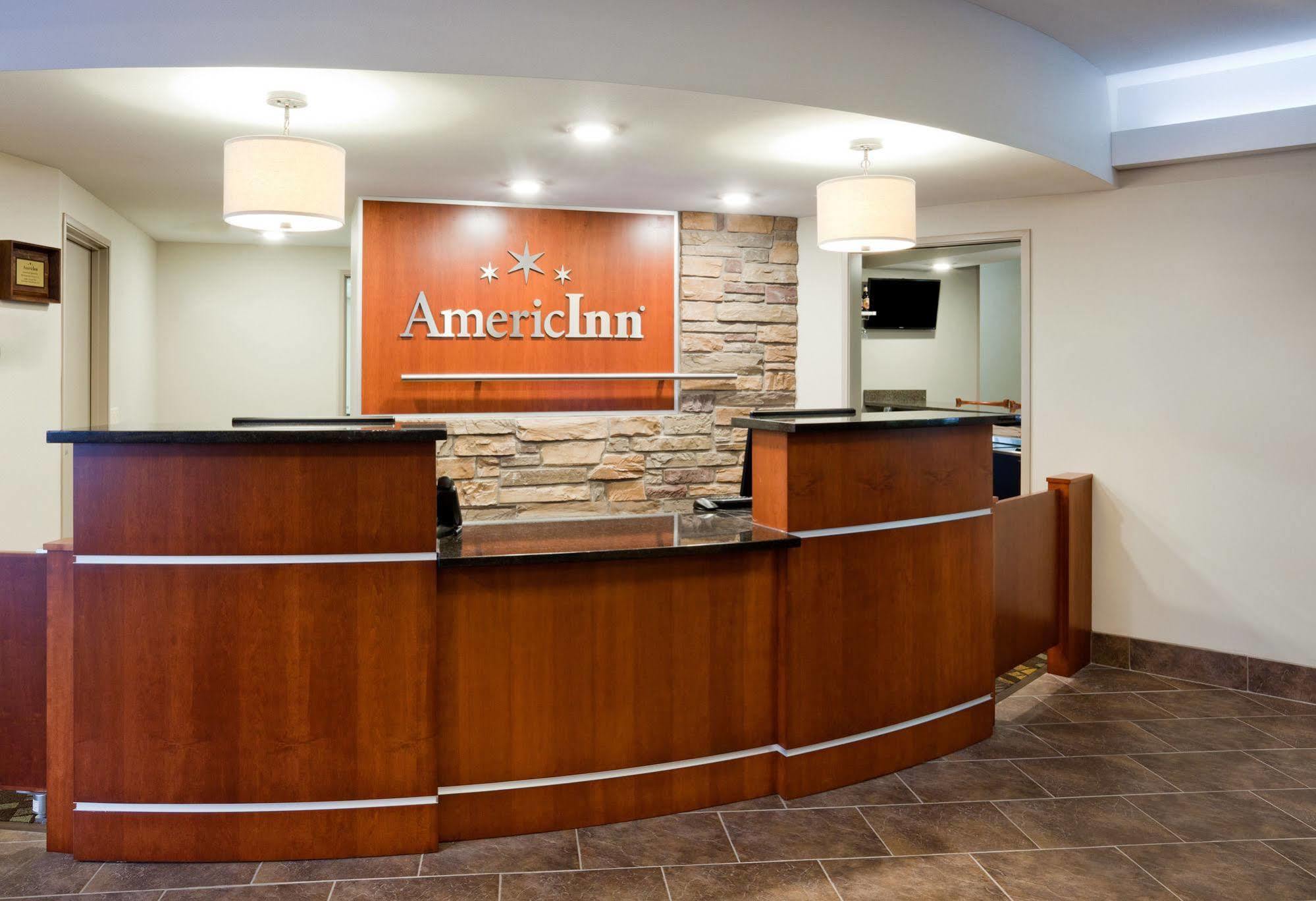 Americinn By Wyndham Fairfield Экстерьер фото